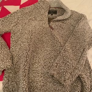 True Grit Pullover Size Large Great Condition